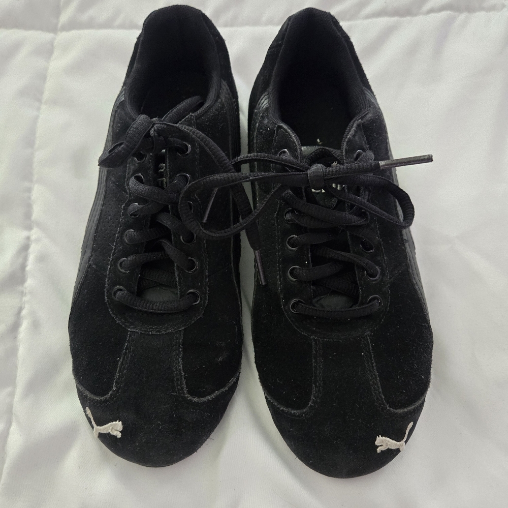 Girls' Puma Shoes
